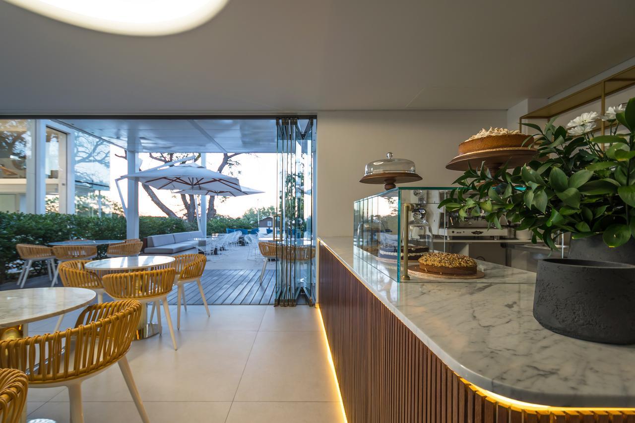 Отель Livega House Виндхук Экстерьер фото